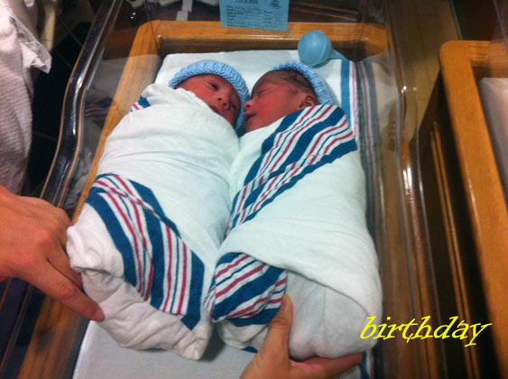 Oh! Is this the place they call earth? Sooo hot!Mummy’ tummy was cozy